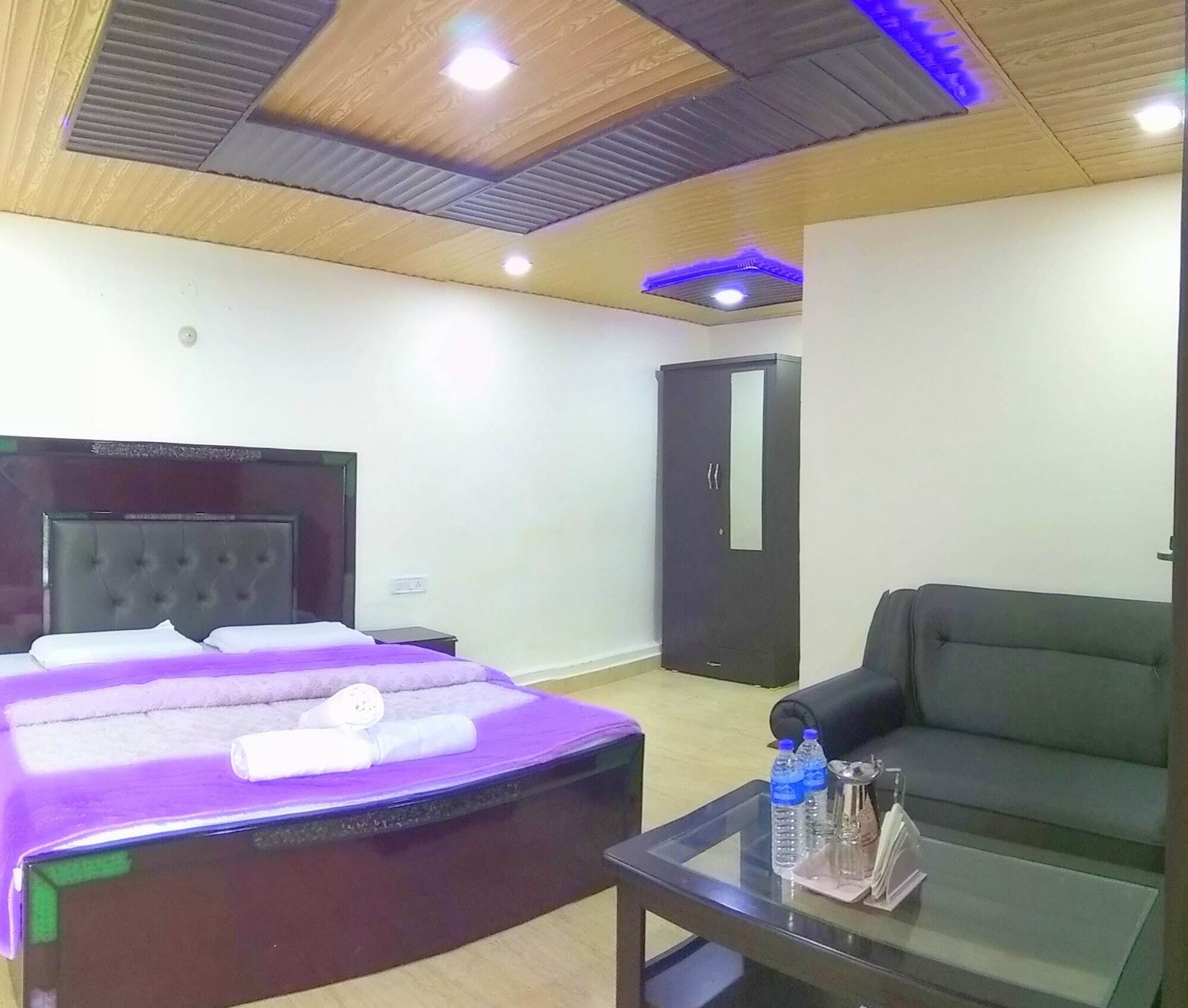 Hotel Himdhara, Dalhousie Exterior foto