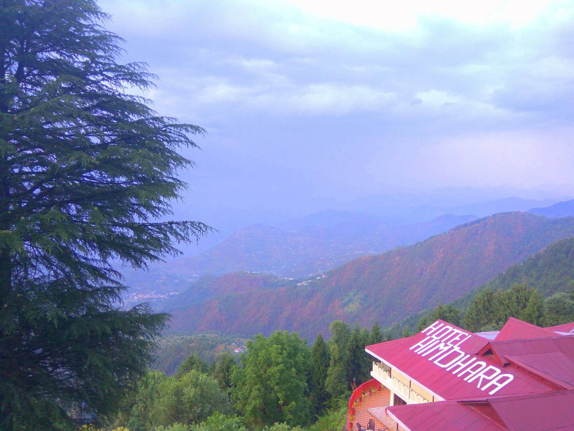 Hotel Himdhara, Dalhousie Exterior foto